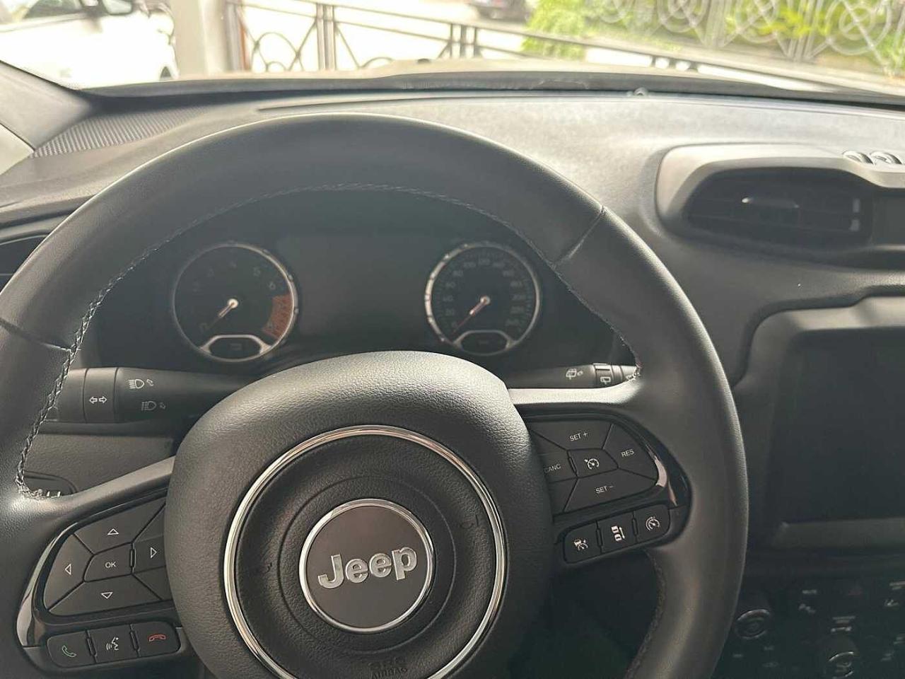 Jeep Jeep Renegade usata, con 5500