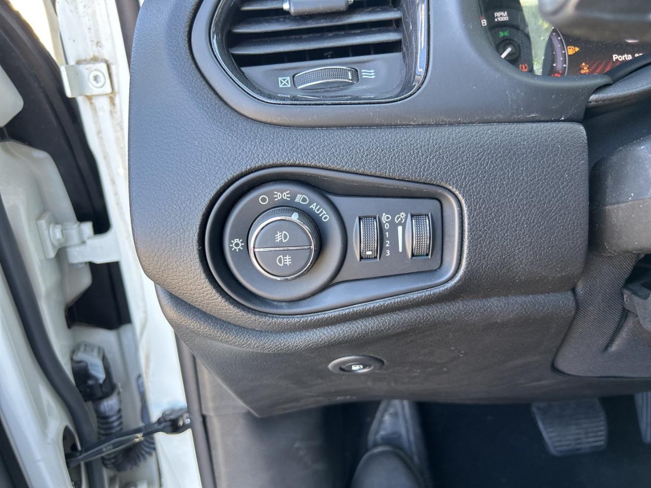 Jeep Jeep Renegade usata 13