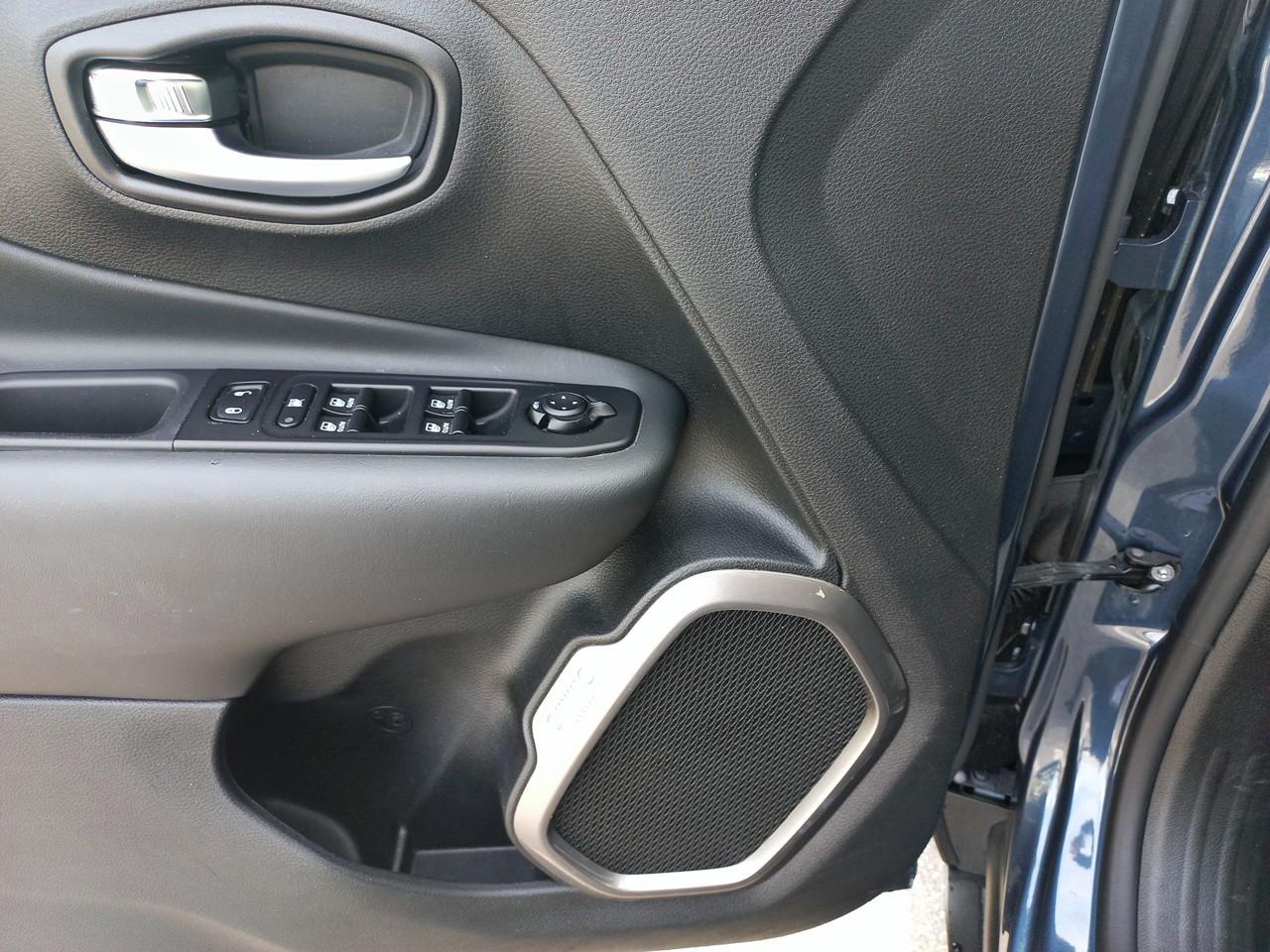 Jeep Jeep Renegade usata, con airbags 6