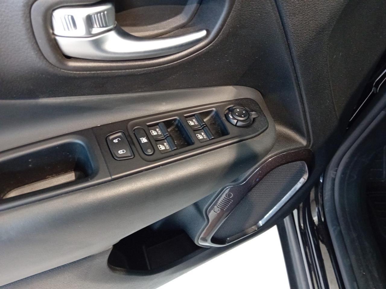 Jeep Jeep Renegade usata, con park distance control