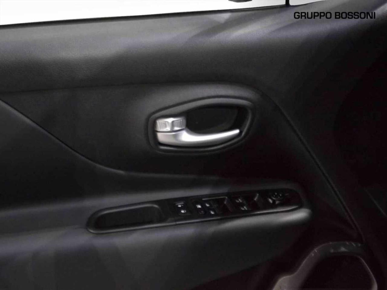 Jeep Jeep Renegade usata, con fari fendinebbia