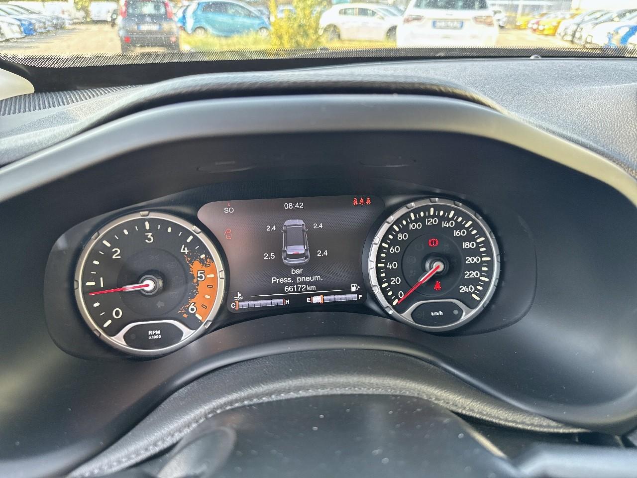 Jeep Jeep Renegade usata, con 7,0 display multifunzionale touch screen e 2