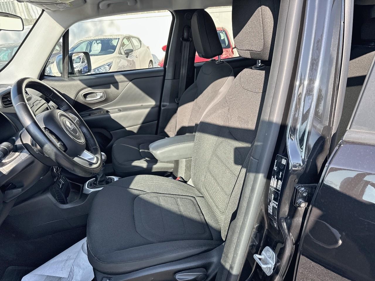 Jeep Jeep Renegade usata, con comandi audio al volante