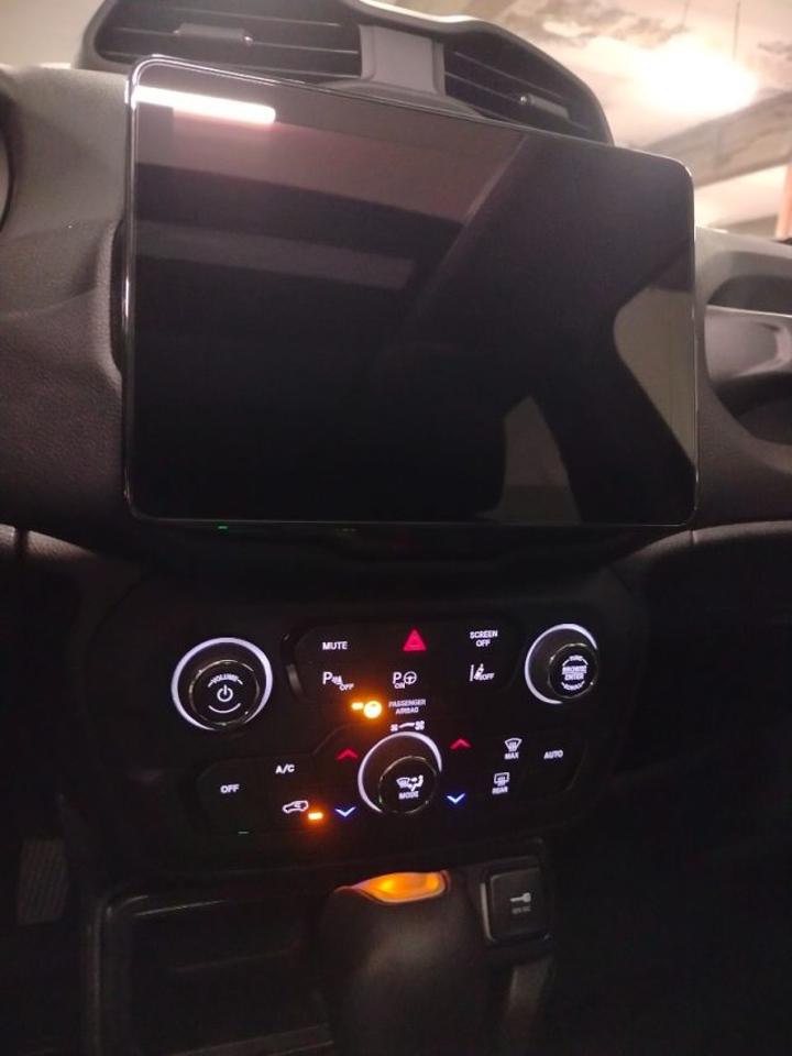 Jeep Jeep Renegade usata 17