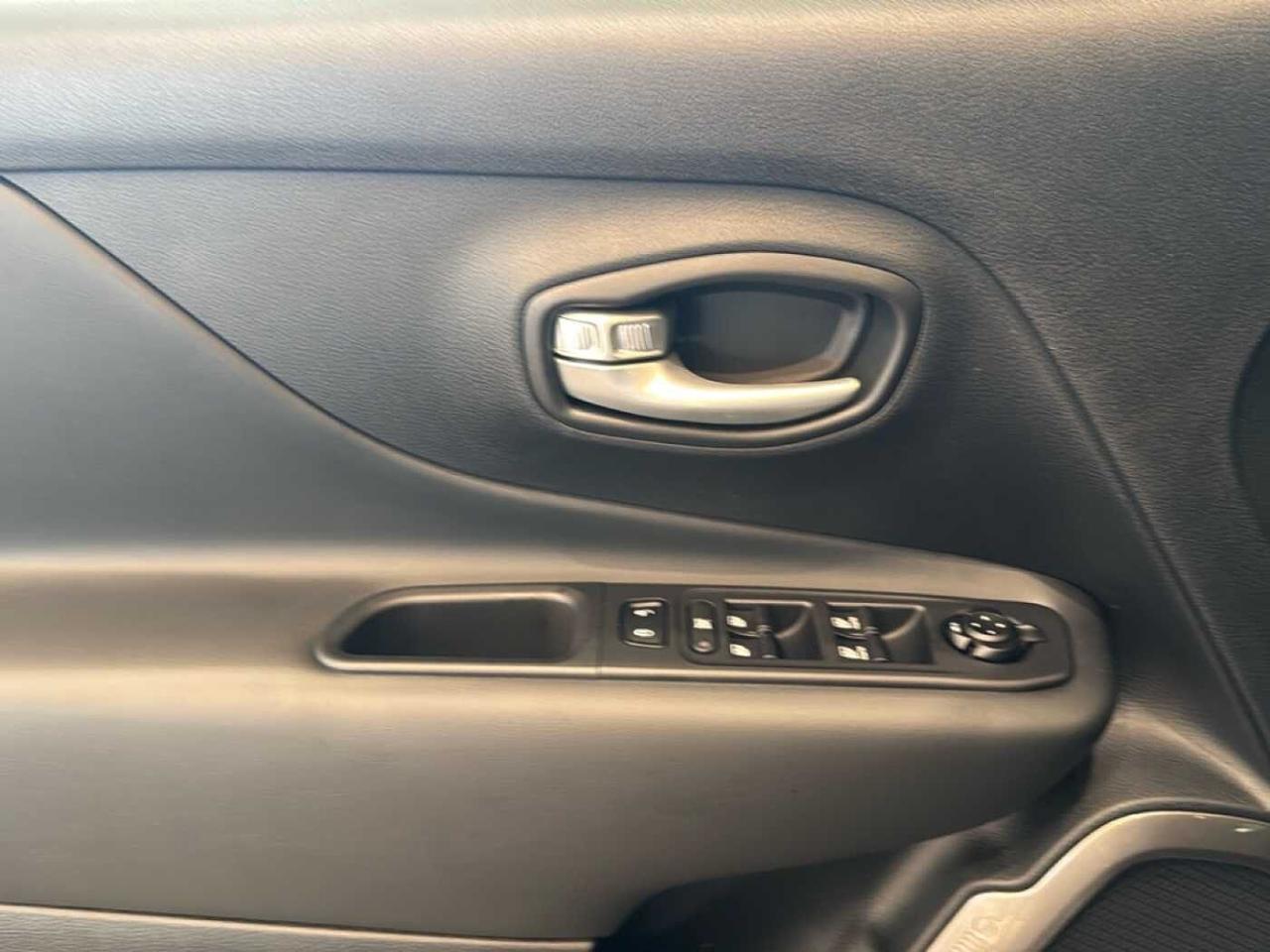 Jeep Jeep Renegade usata 8