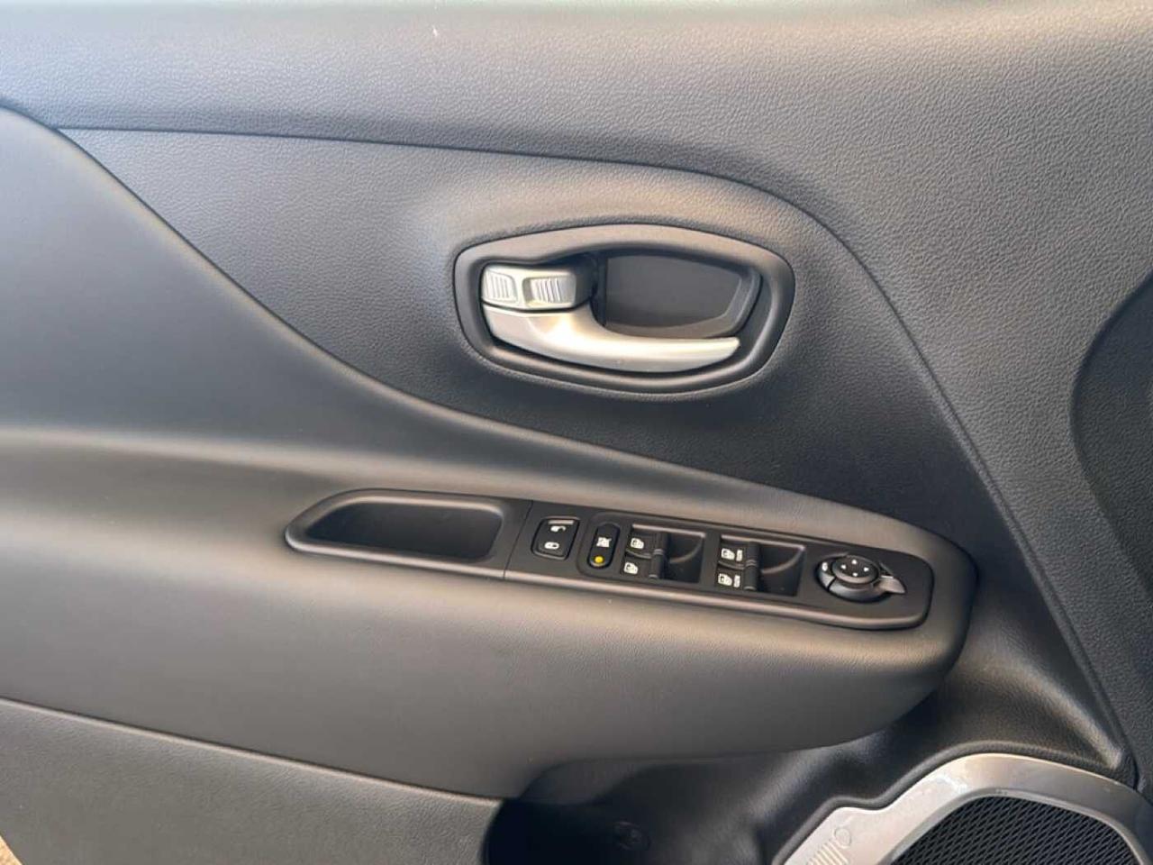 Jeep Jeep Renegade usata 8