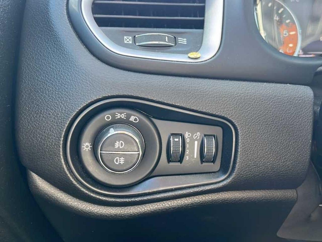 Jeep Jeep Renegade usata 8