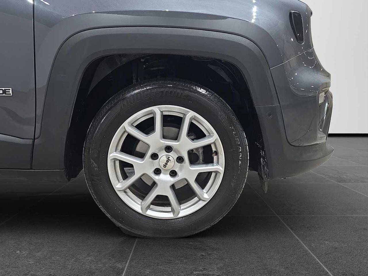 Jeep Jeep Renegade usata 16