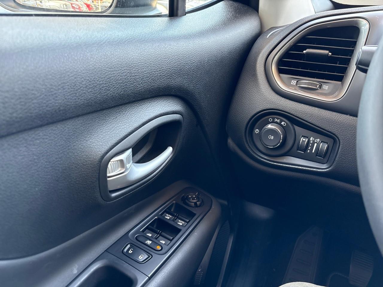 Jeep Jeep Renegade usata 9