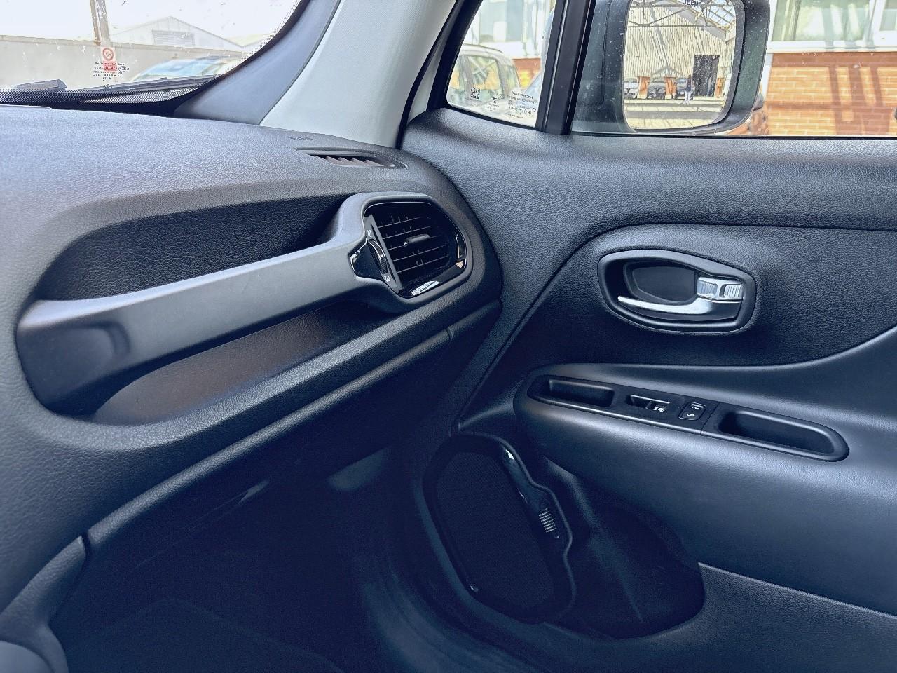 Jeep Jeep Renegade usata 8