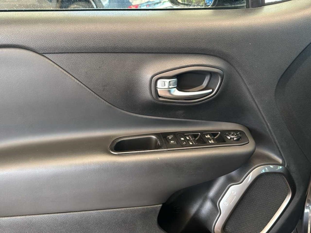 Jeep Jeep Renegade usata 9