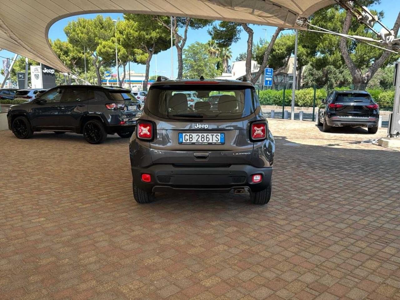 Jeep Jeep Renegade usata 17