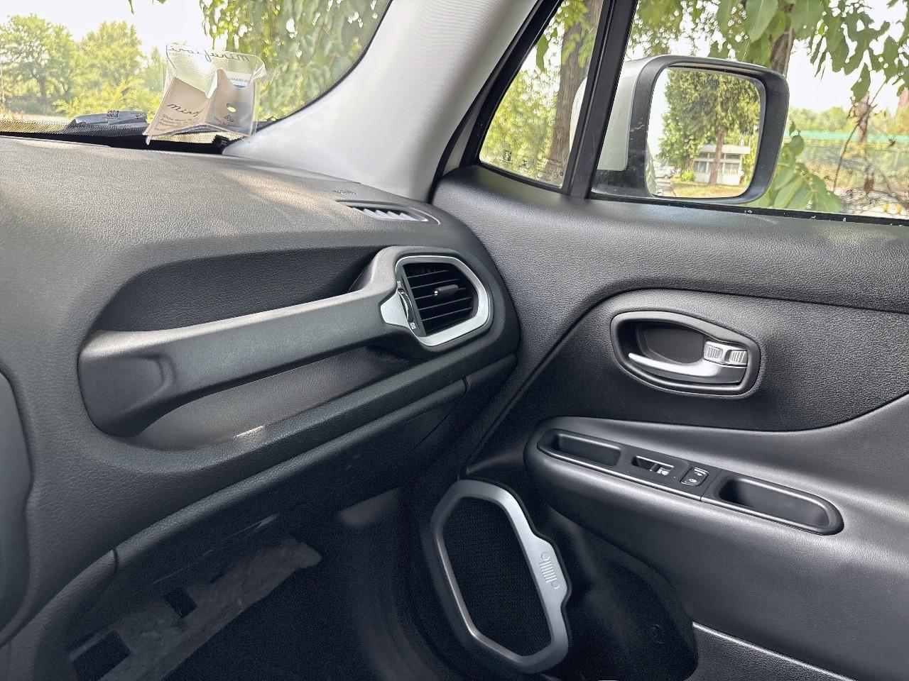 Jeep Jeep Renegade usata 10