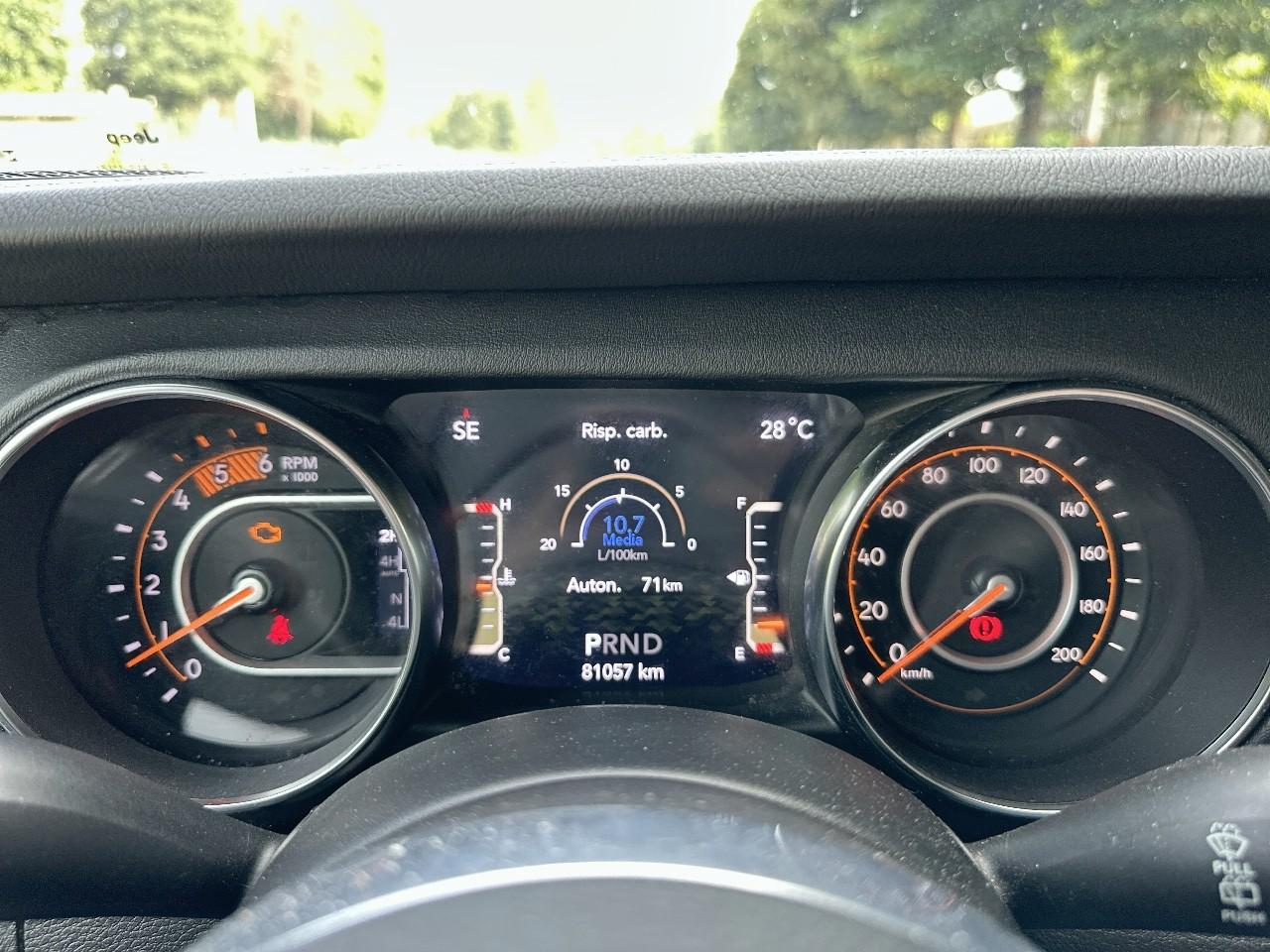 Jeep Jeep Wrangler usata, con 9 altoparlanti alpine e subwoofer