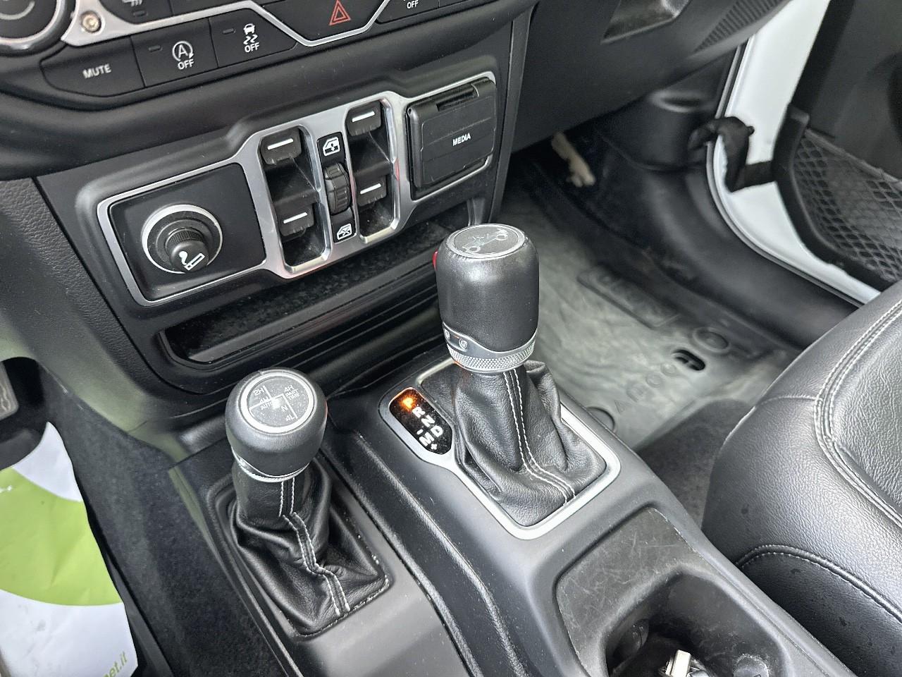 Jeep Jeep Wrangler usata, con airbags 4