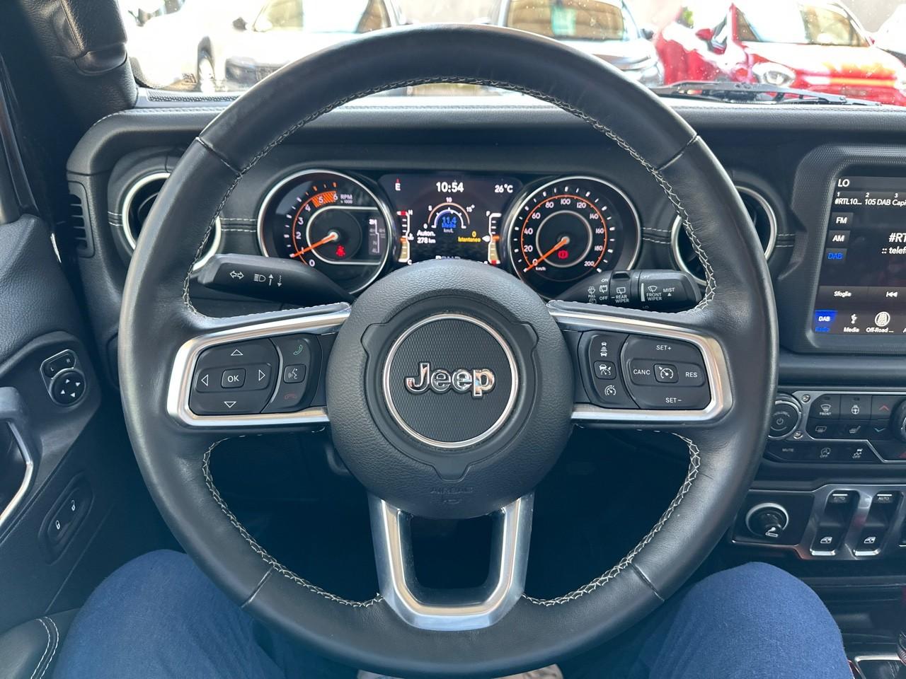 Jeep Jeep Wrangler usata, con 7,0 display multifunzionale pannello strumenti 1 e 17,8, 8,4 display multifunzionale touch screen, plancia 1 e 21,3