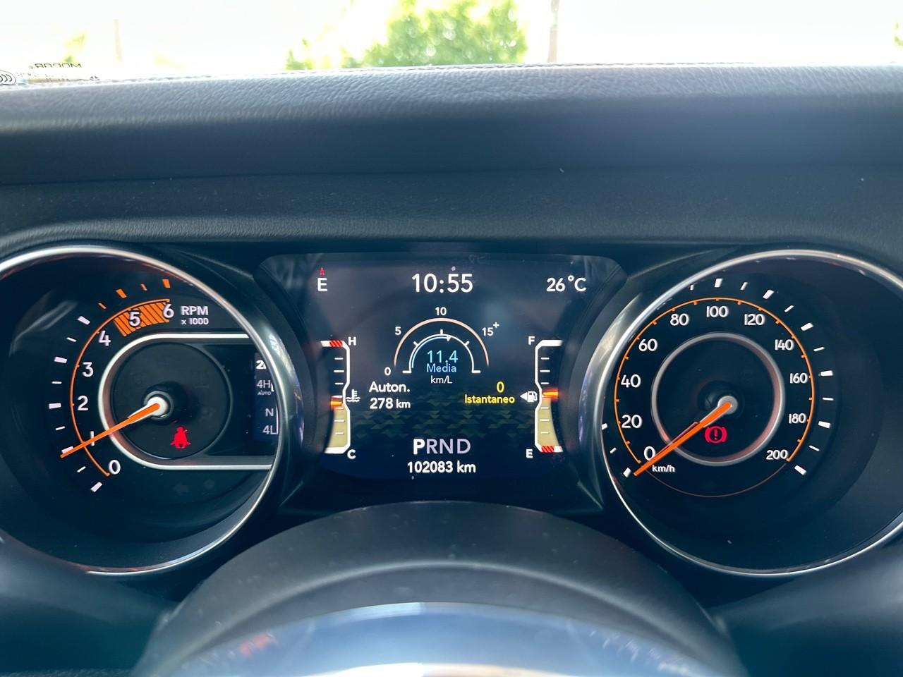 Jeep Jeep Wrangler usata, con 9 altoparlanti alpine e subwoofer