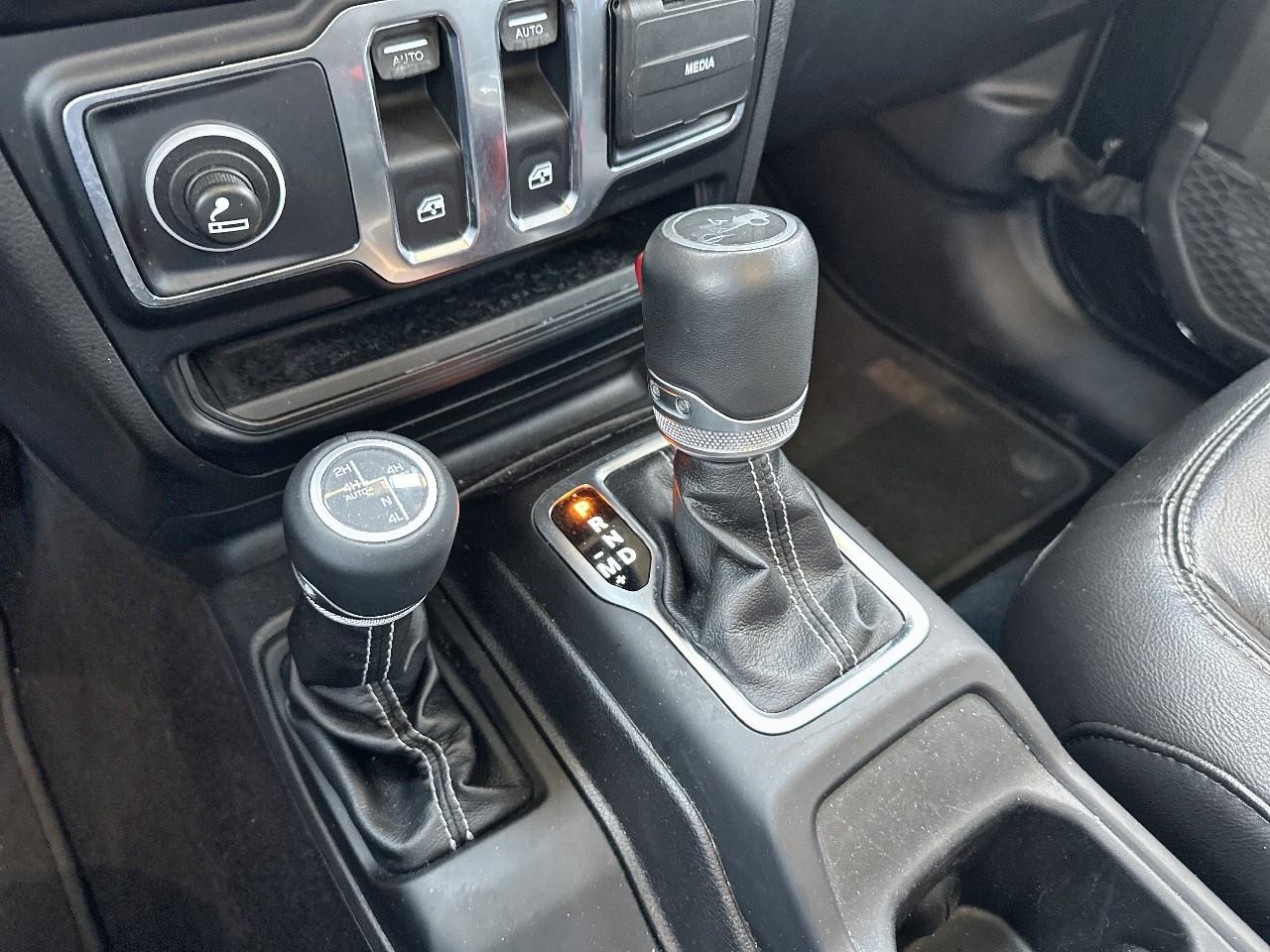 Jeep Jeep Wrangler usata, con alzacristalli elettrici anteriori , numero ad impulso 2