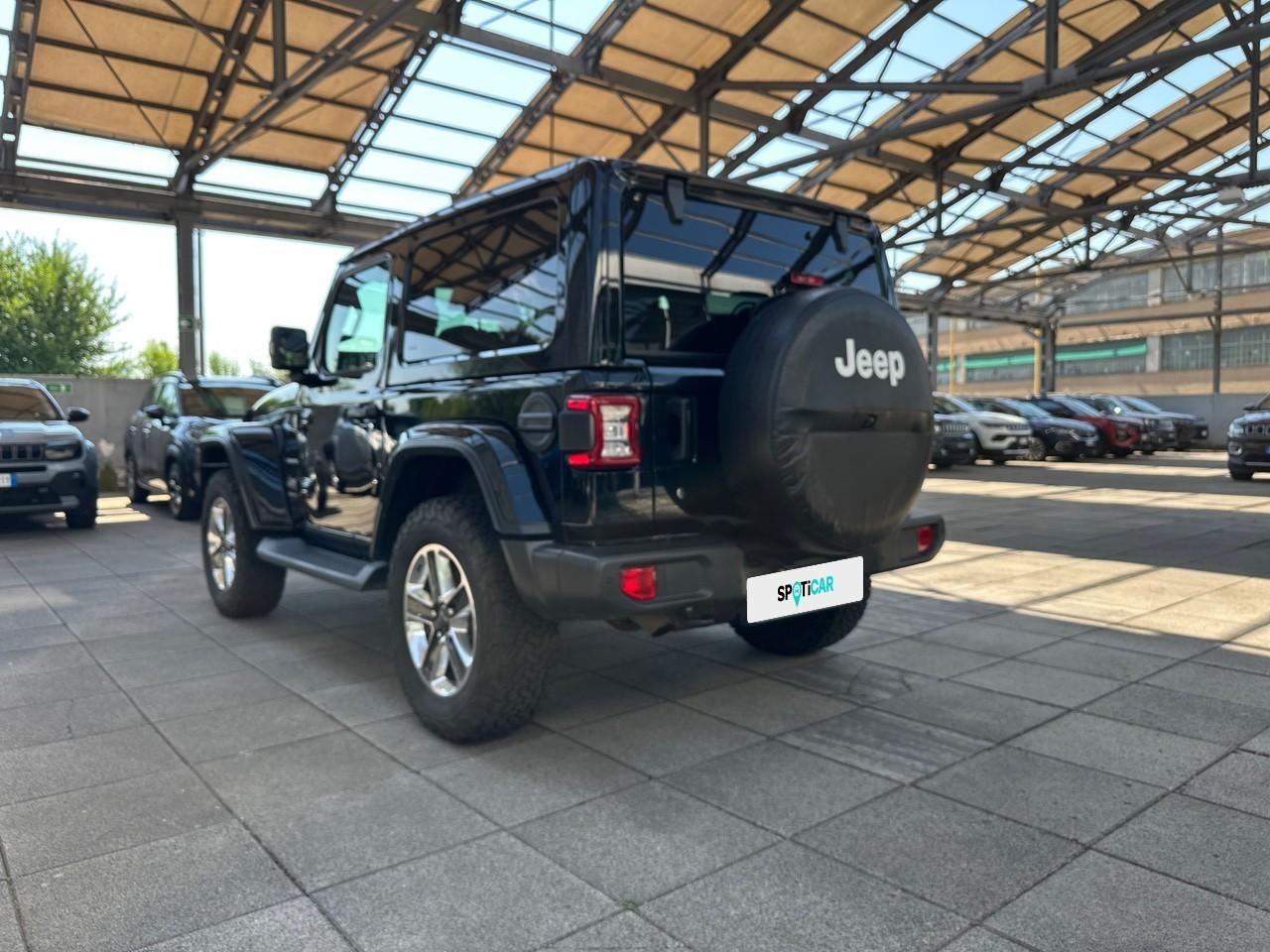 Jeep Jeep Wrangler usata, con comandi apps