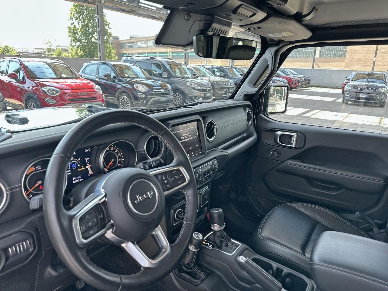 Jeep Jeep Wrangler usata, con comandi audio al volante