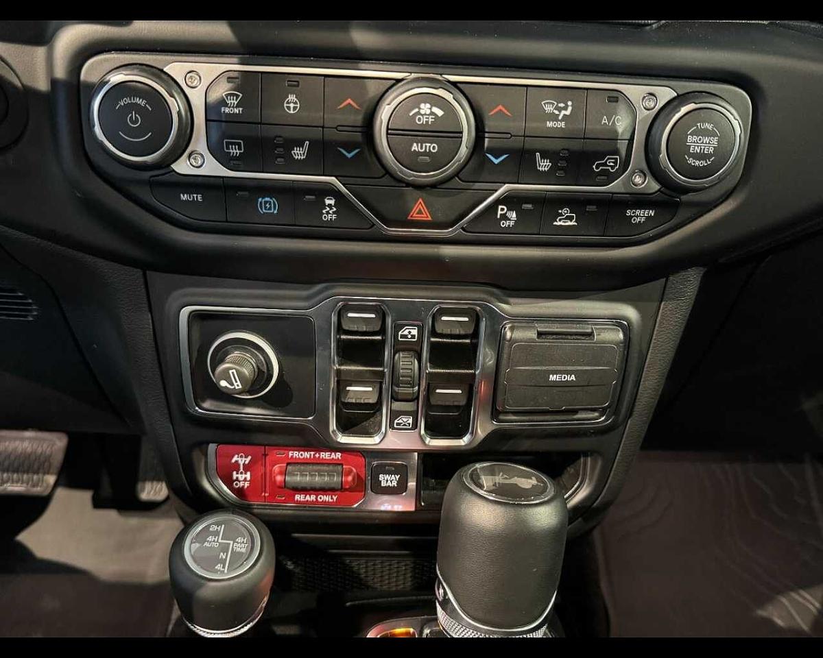 Jeep Jeep Wrangler usata, con 8 marce