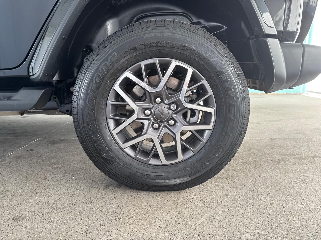 Jeep Jeep Wrangler usata, con 4 freni a disco con 2 dischi ventilati