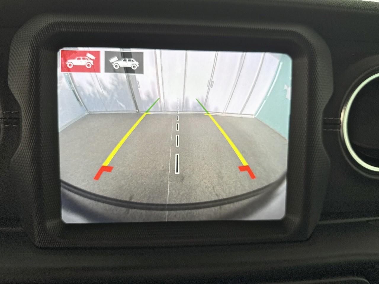 Jeep Jeep Wrangler usata, con 7,0 display multifunzionale pannello strumenti 1 e 17,8, 8,4 display multifunzionale touch screen, plancia 1 e 21,3
