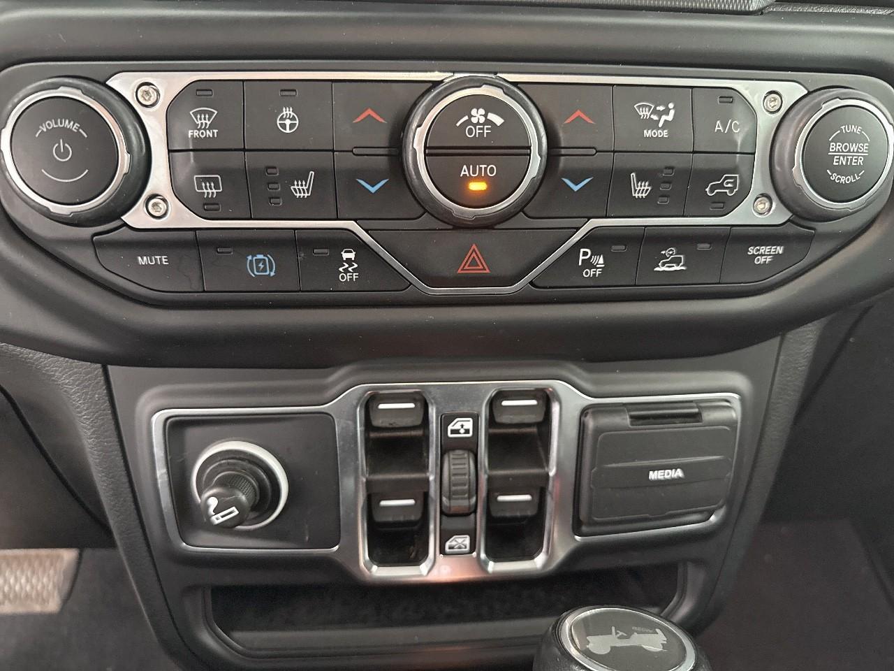 Jeep Jeep Wrangler usata, con airbag anteriore conducente intelligente, airbag anteriore passeggero intelligente con interrutore di disattivazione