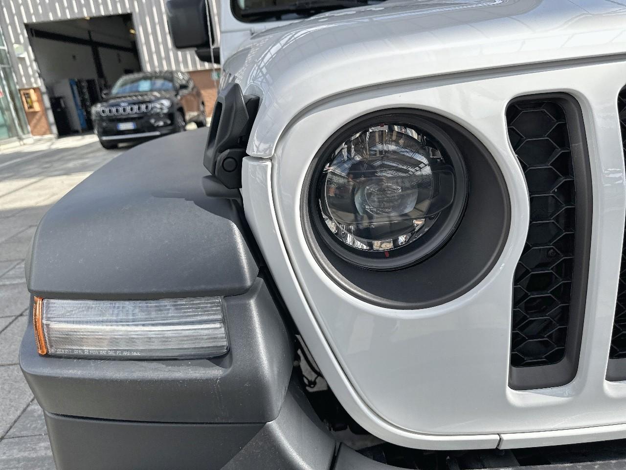 Jeep Jeep Wrangler usata, con alzacristalli elettrici anteriori , numero ad impulso 2, alzacristalli elettrici posteriori
