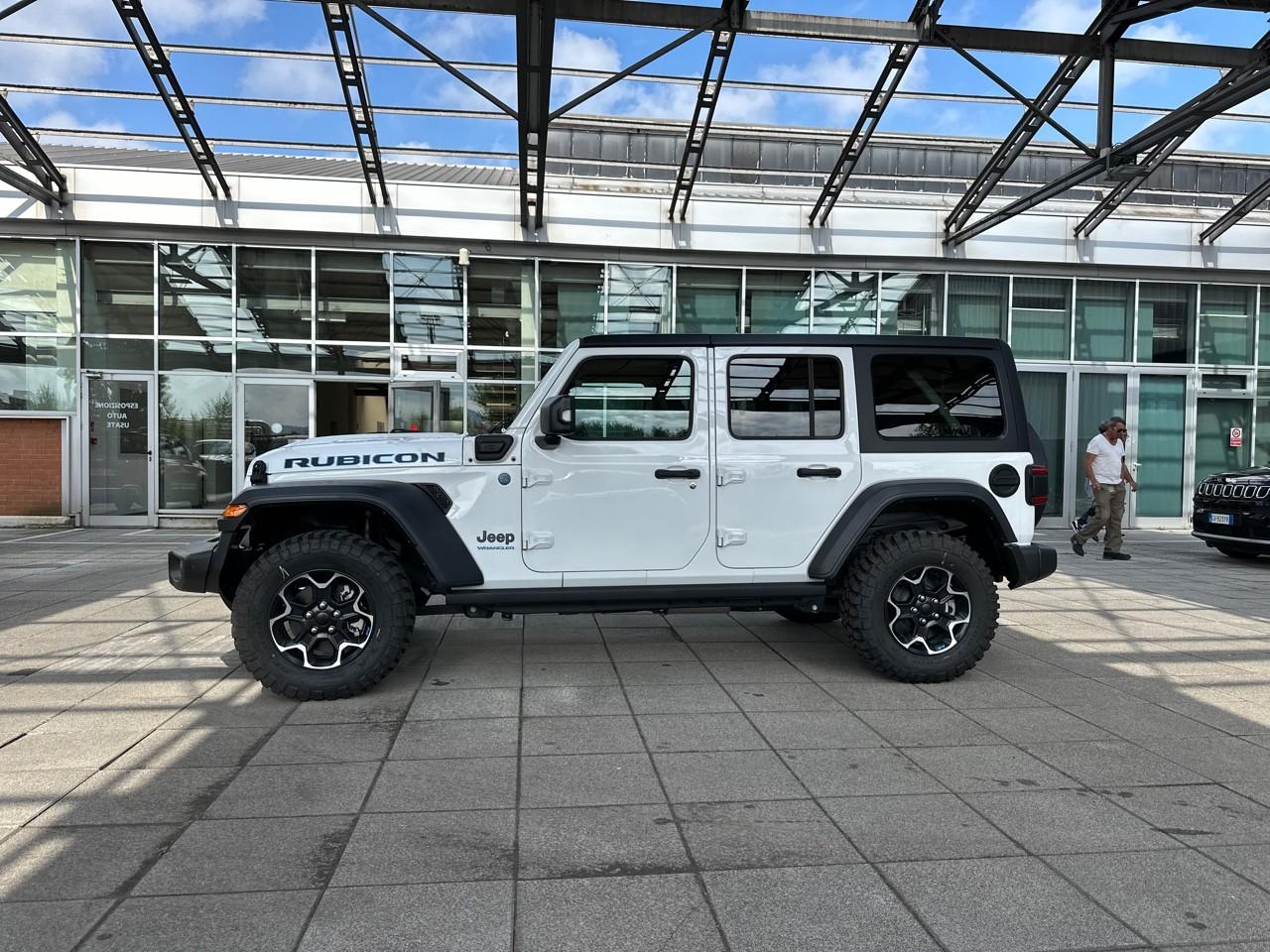 Jeep Jeep Wrangler usata, con bracciolo anteriore
