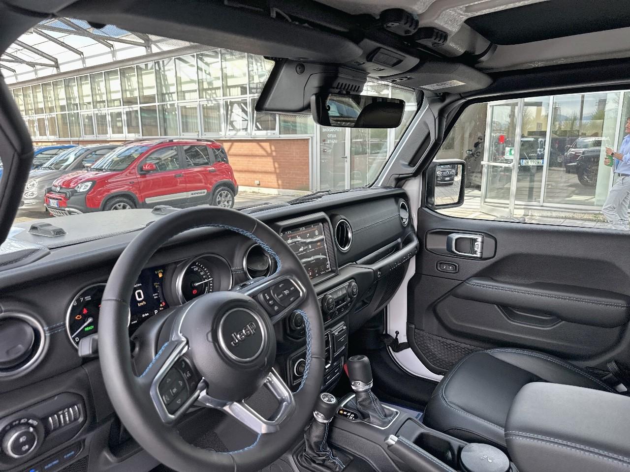 Jeep Jeep Wrangler usata, con cinture sicurezza post. conducente, cinture sicurezza post. passeggero, cinture sicurezza post. centrale a 3 punti