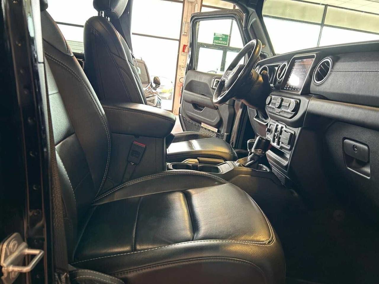 Jeep Jeep Wrangler usata, con 5250