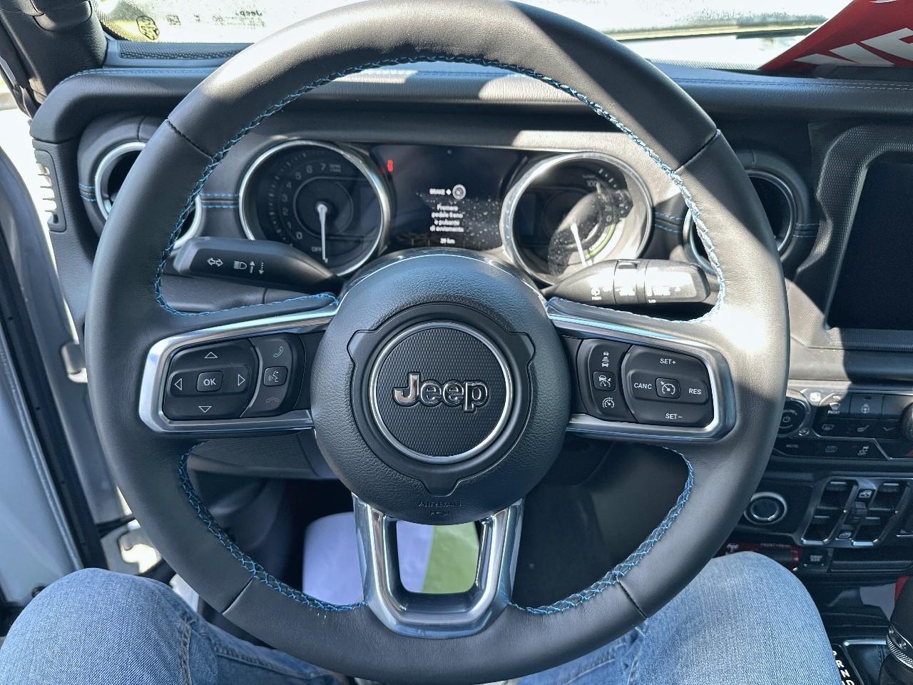 Jeep Jeep Wrangler usata, con 40,00 gigabyte memoria interna/hd