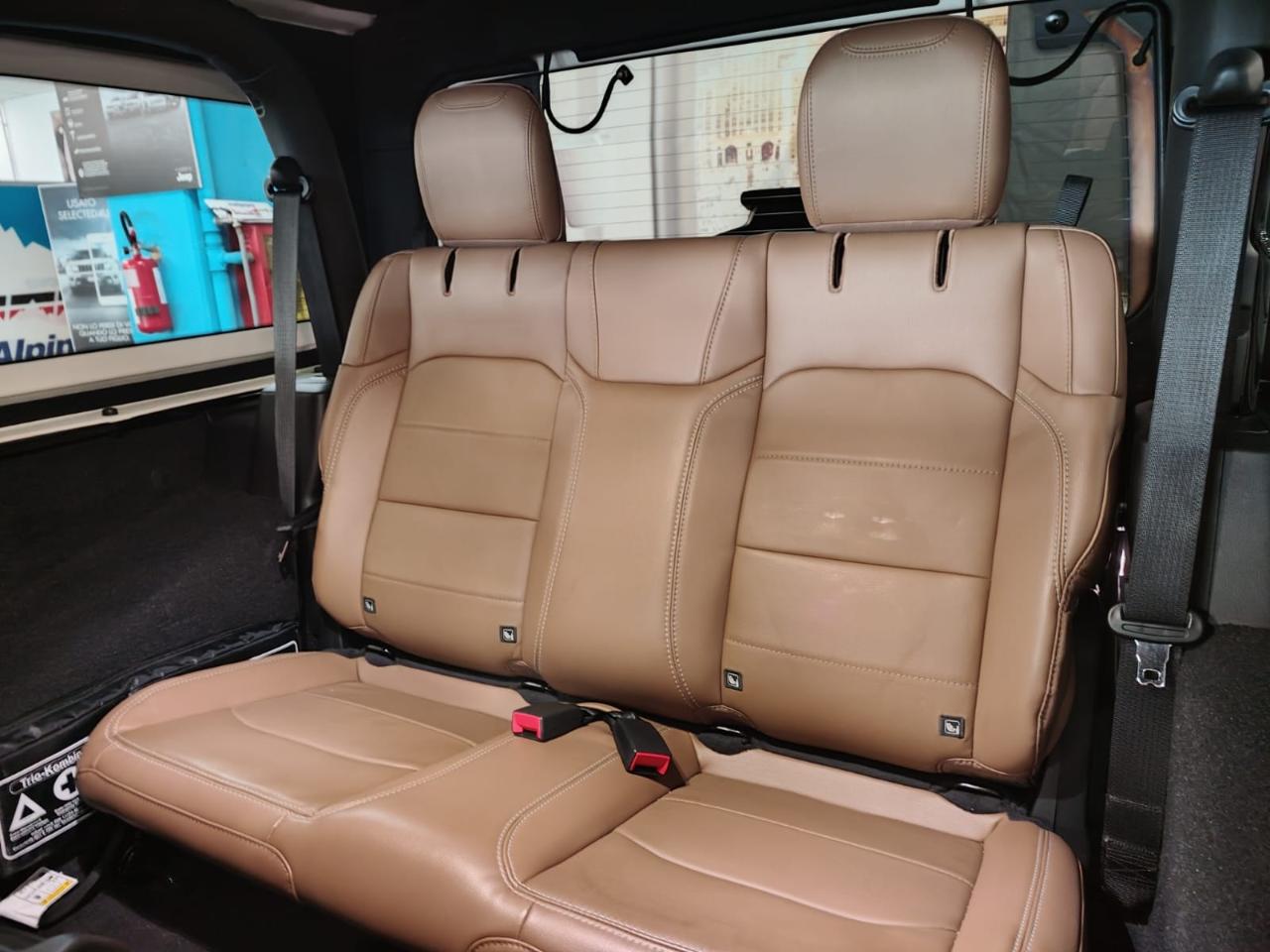 Jeep Jeep Wrangler usata, con radio cd e mp3