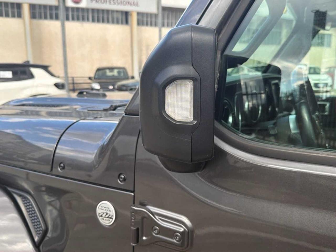 Jeep Wrangler - Foto 4