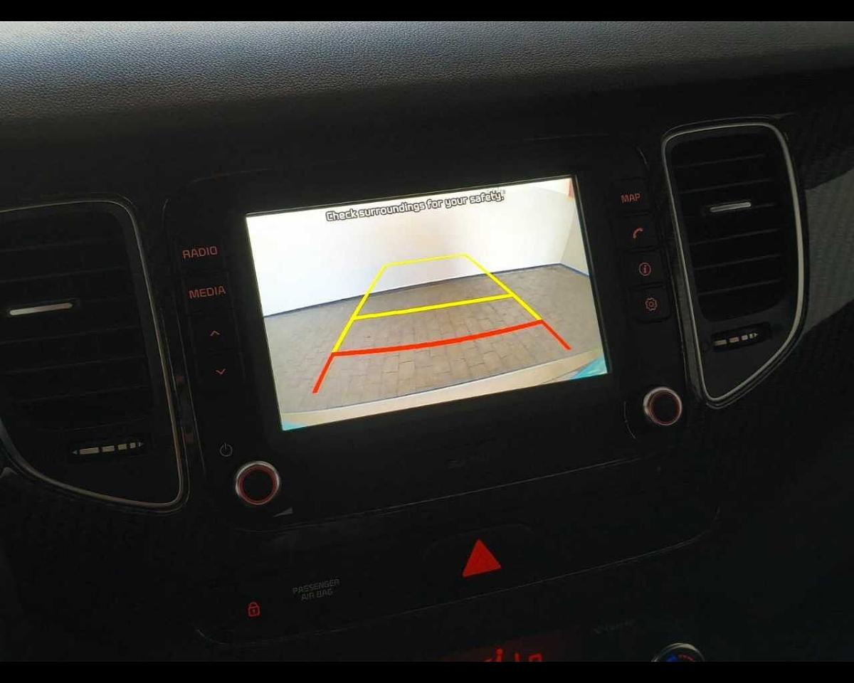 Kia Kia Carens usata, con fari fendinebbia