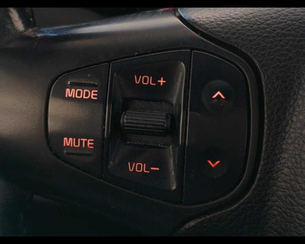Kia Kia Carens usata, con radio mp3