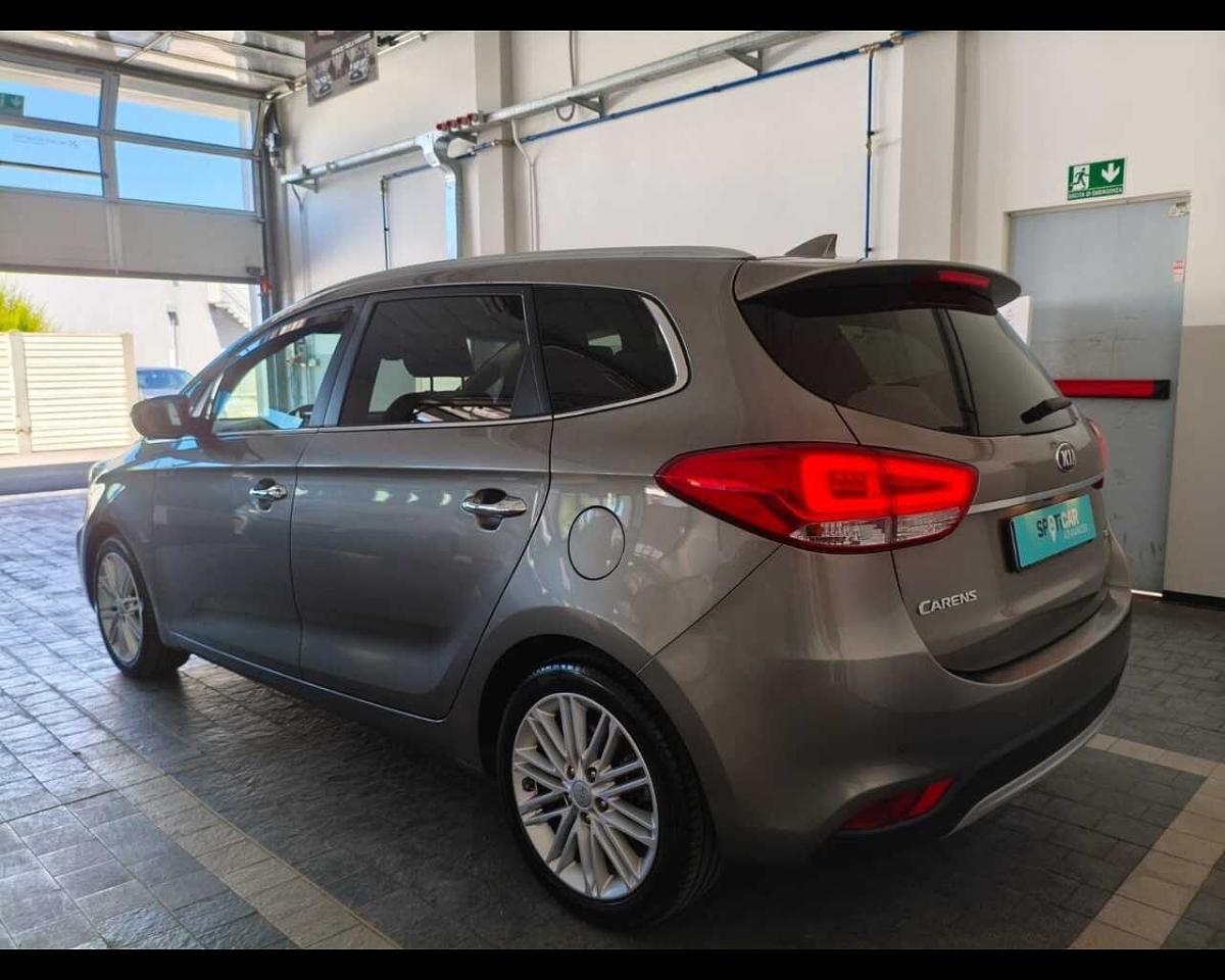 Kia Kia Carens usata, con sensori luce