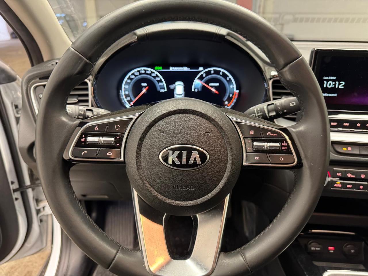 Kia Kia Ceed usata, con cerchi in lega