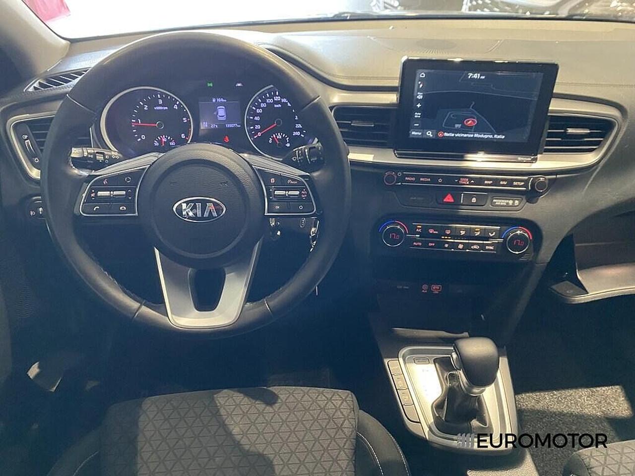 Kia Kia Ceed usata, con bracciolo porta oggetti