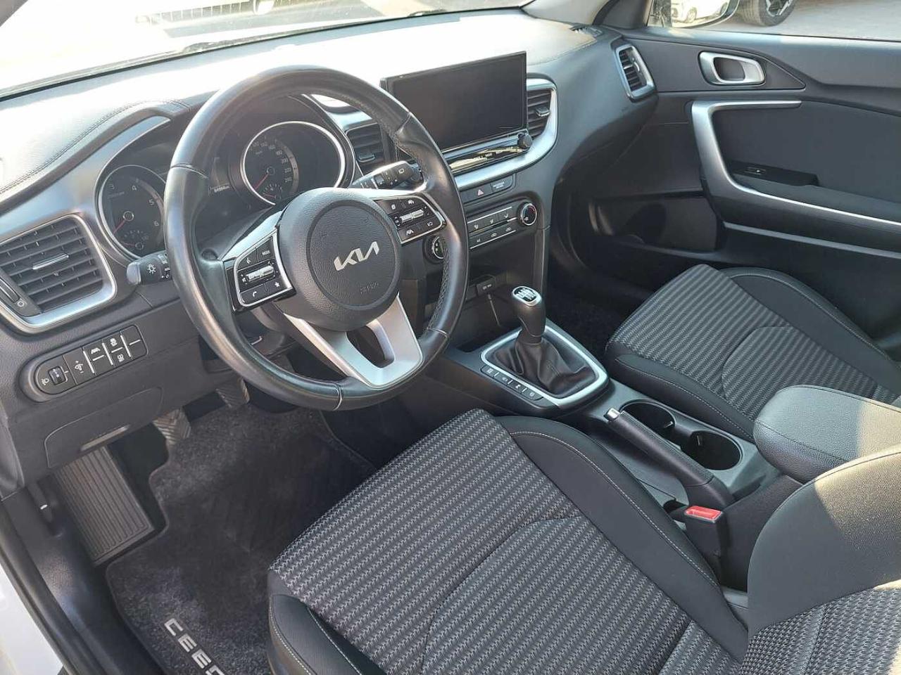Kia Ceed - Foto 3
