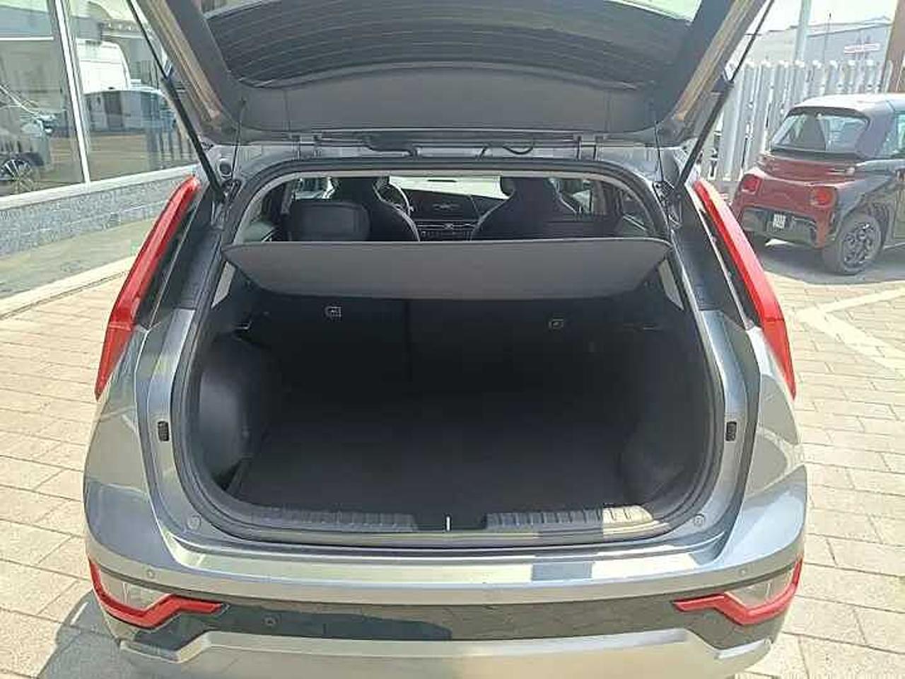 Kia Kia Niro usata, con allestimento interno: pelle parziale
