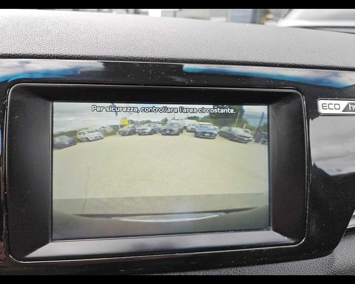 Kia Kia Niro usata, con bracciolo porta oggetti