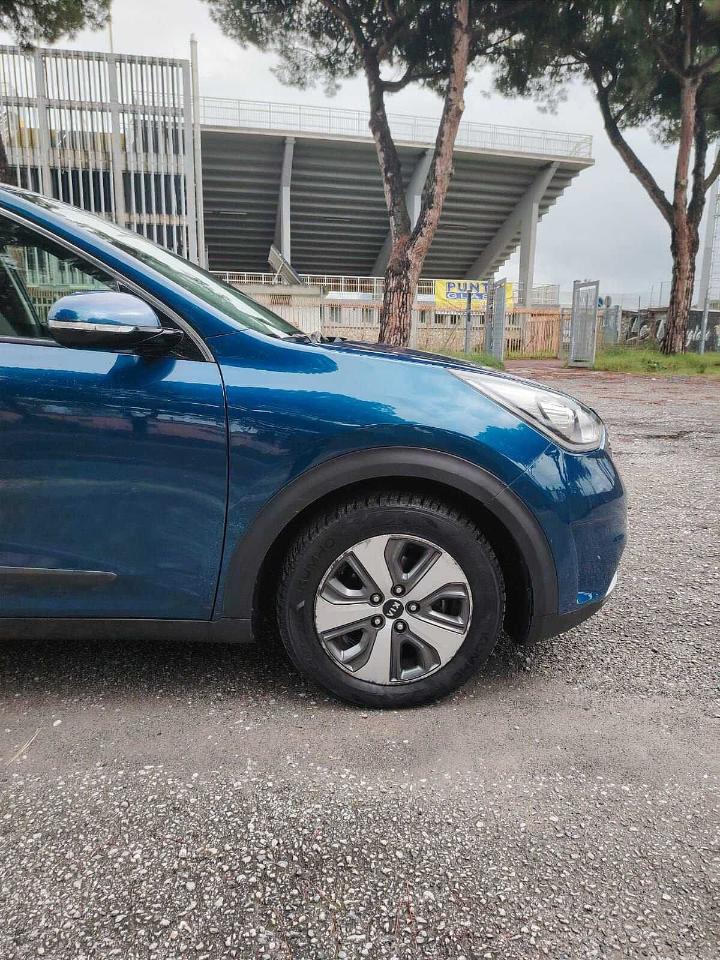 Kia Kia Niro usata 10