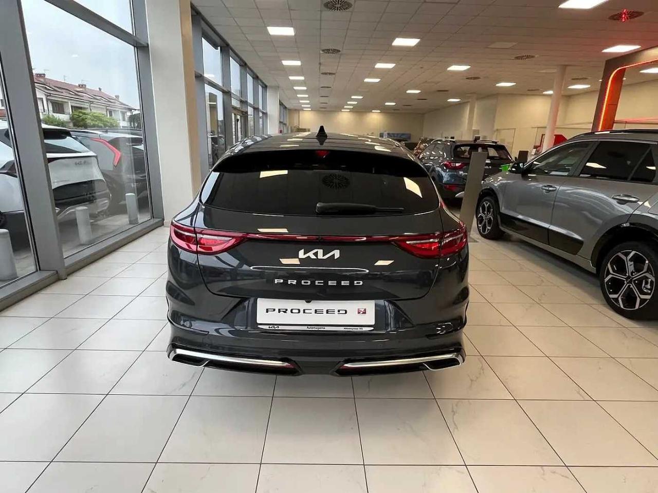 Kia Kia Ceed usata, con airbag laterali anteriori e a tendina anteriori e posteriori