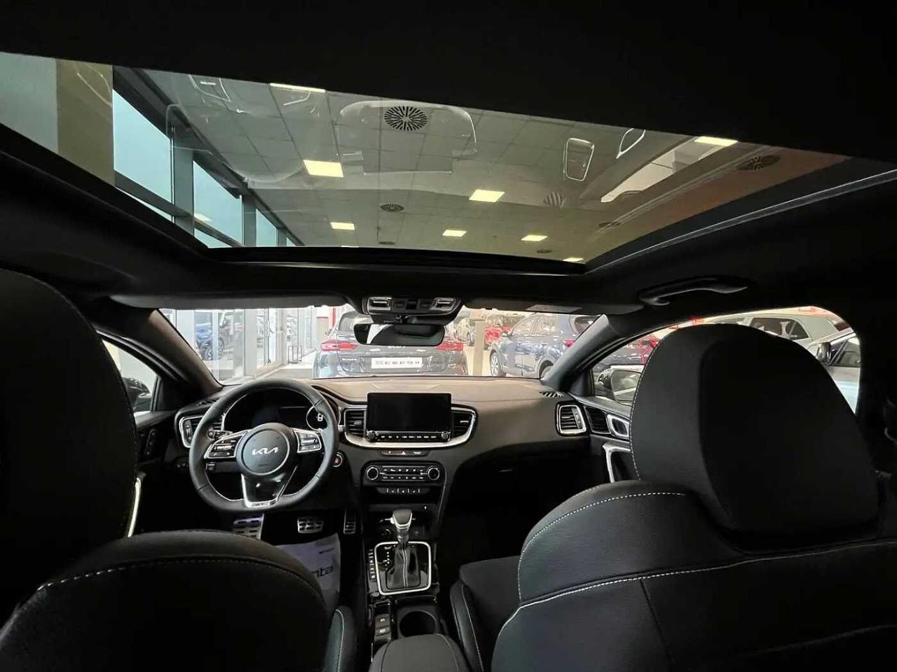 Kia Kia Ceed usata, con alzacristalli elettrici anteriori e posteriori - funzione auto up/down e safety