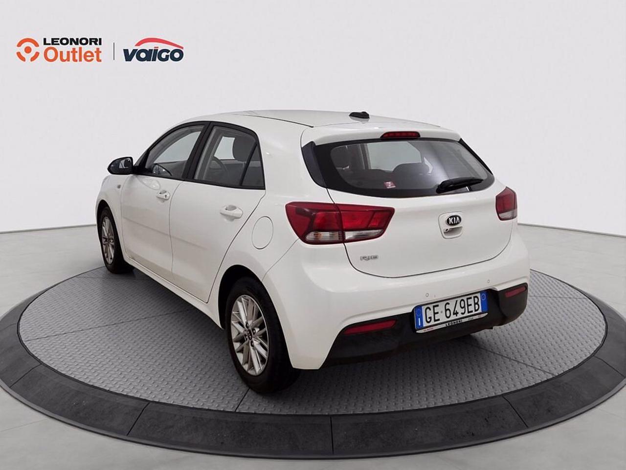 Kia Kia Rio usata, con antenna satellitare