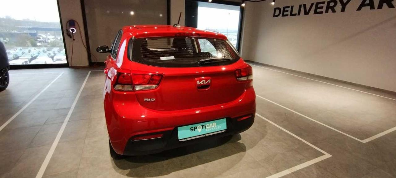 Kia Kia Rio usata, con Alette parasole con specchio e illuminazione