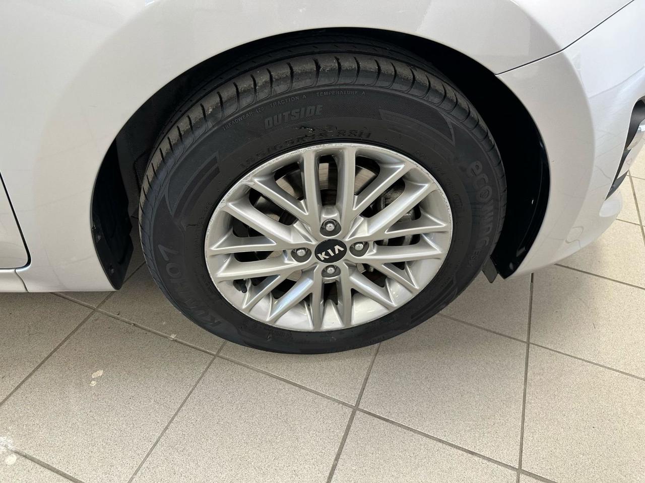 Kia Kia Rio usata 16