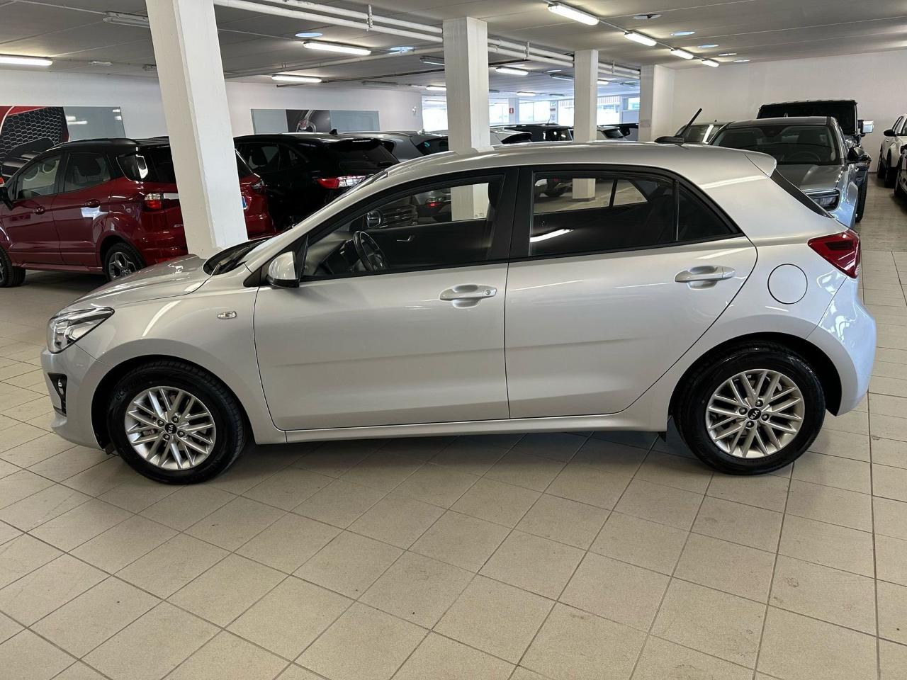 Kia Kia Rio usata 21